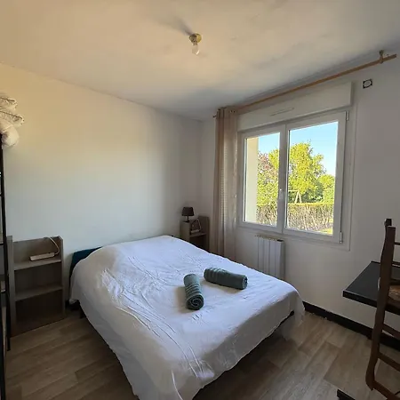 Maison Desclaude Avec Jardin בית נופש